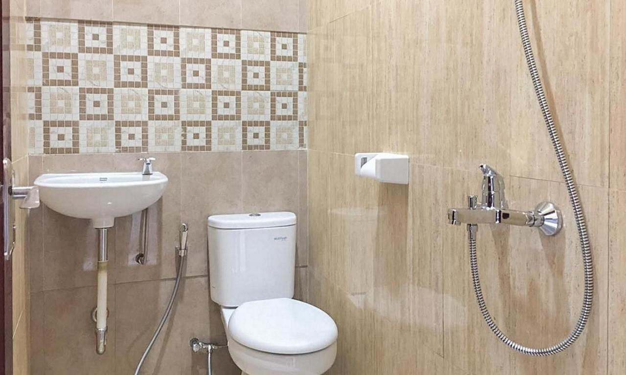 فندق Reddoorz Near Wisata Paribendo لاوانج المظهر الخارجي الصورة