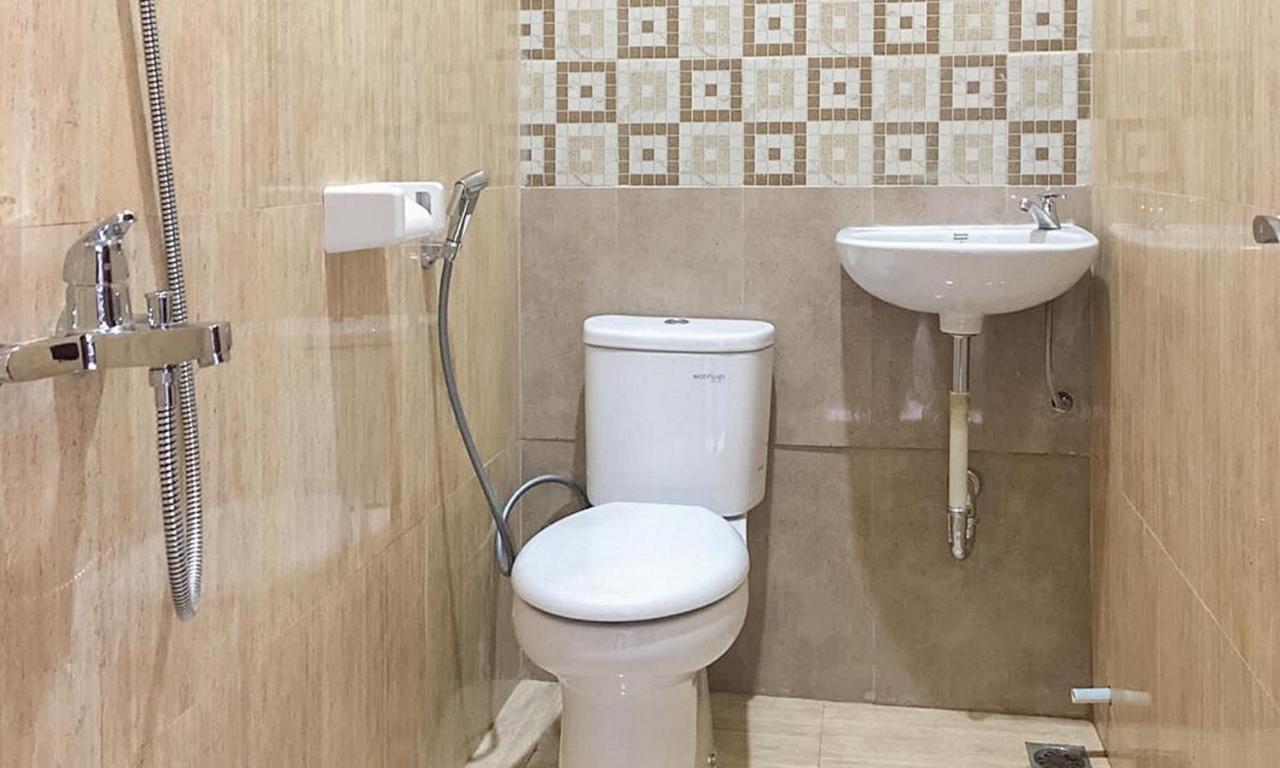 فندق Reddoorz Near Wisata Paribendo لاوانج المظهر الخارجي الصورة