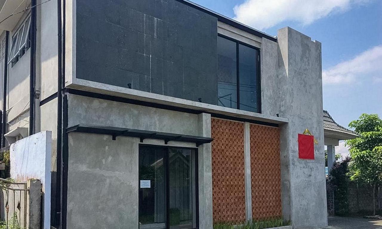 فندق Reddoorz Near Wisata Paribendo لاوانج المظهر الخارجي الصورة