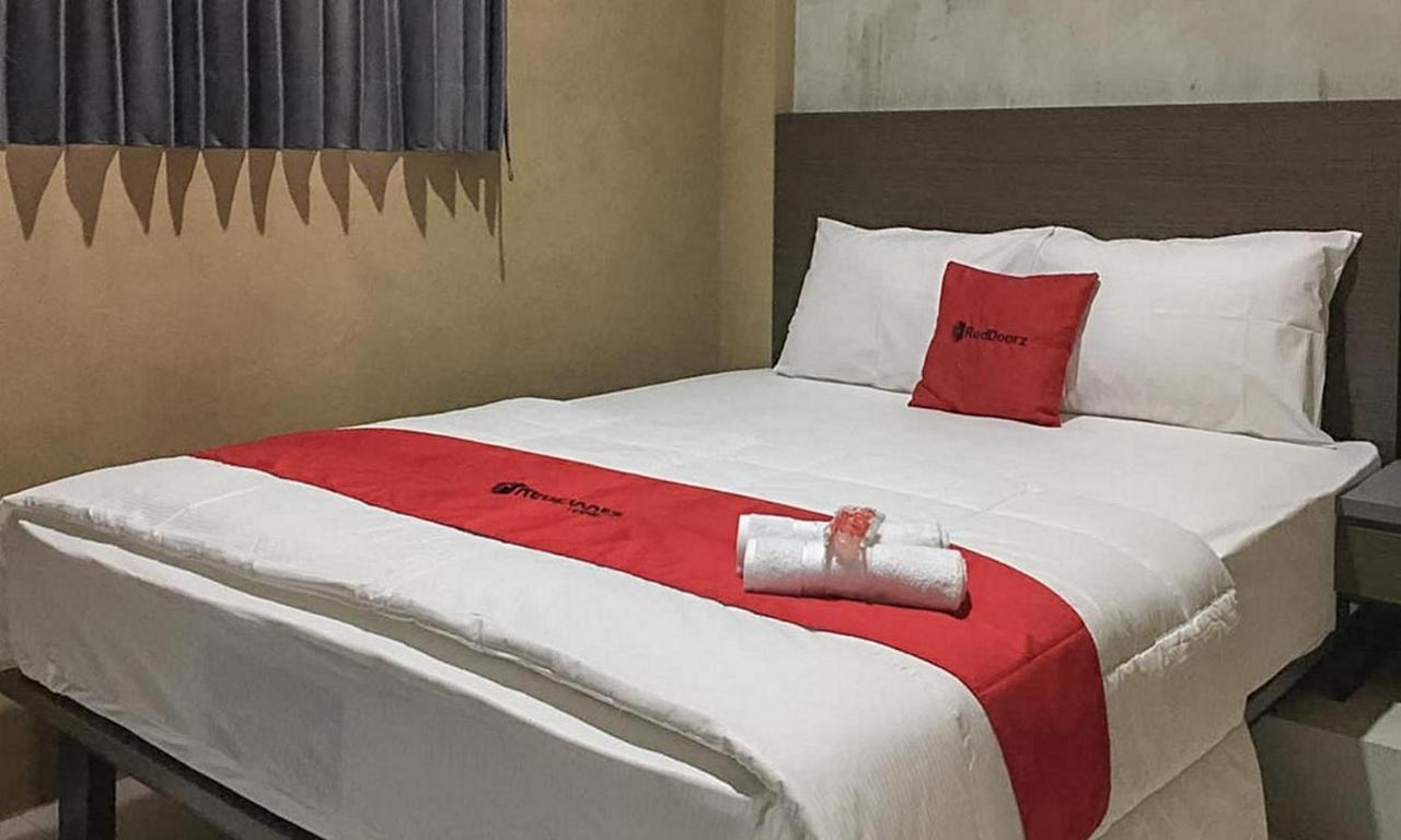 فندق Reddoorz Near Wisata Paribendo لاوانج المظهر الخارجي الصورة