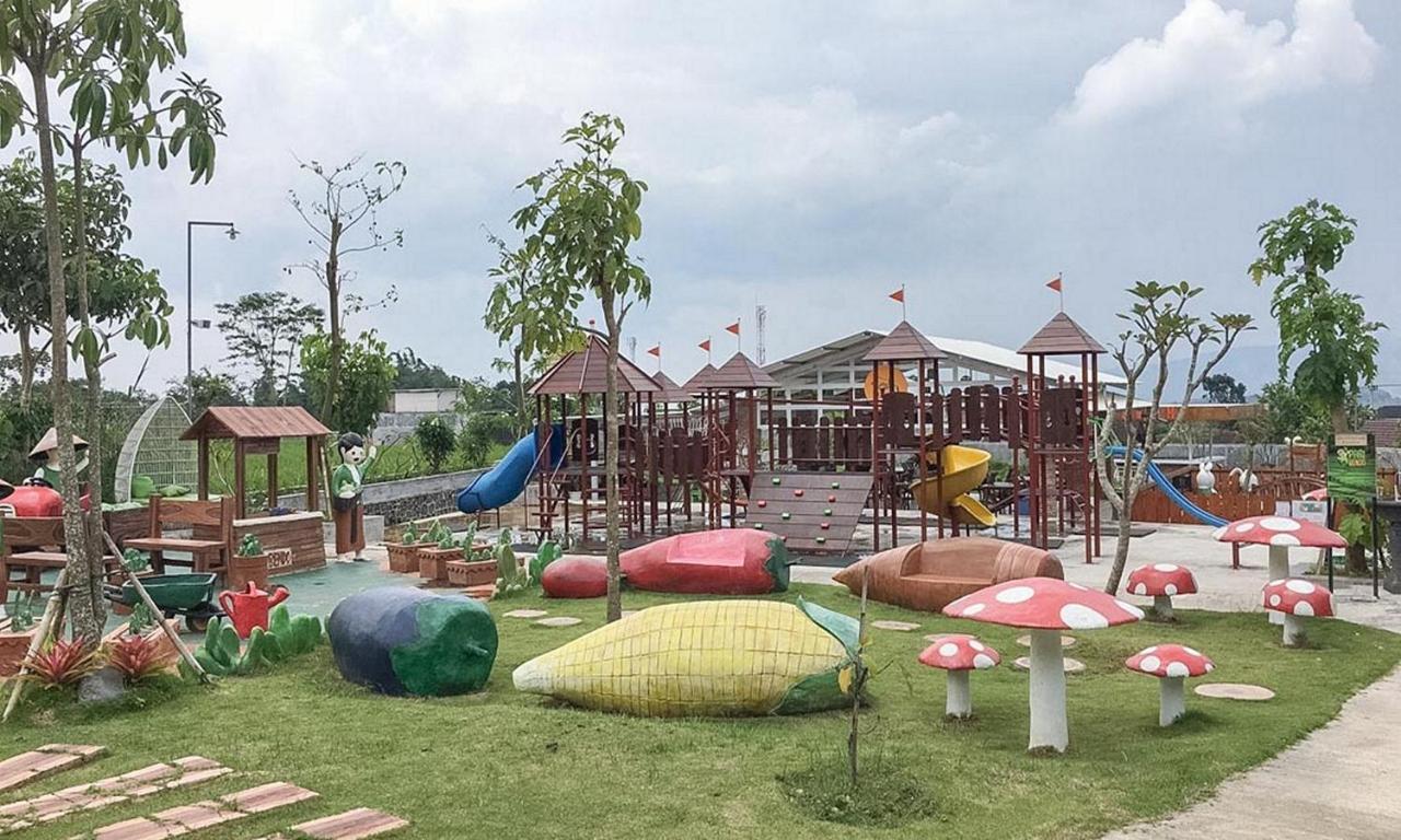 فندق Reddoorz Near Wisata Paribendo لاوانج المظهر الخارجي الصورة